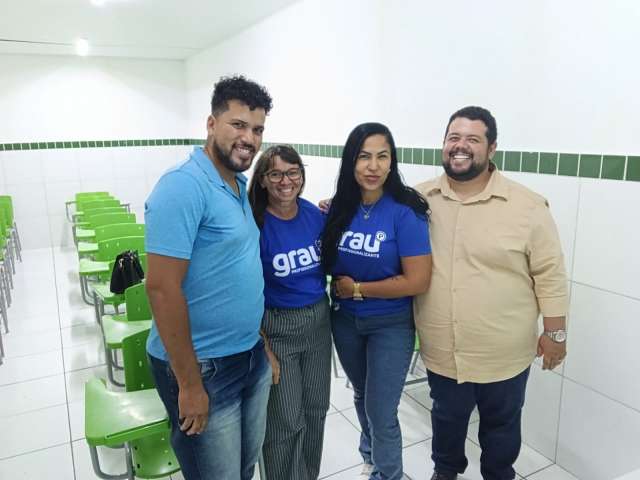 Grau