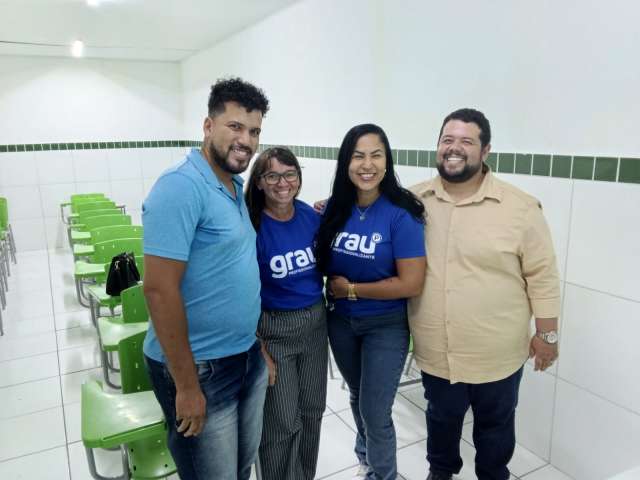 Grau