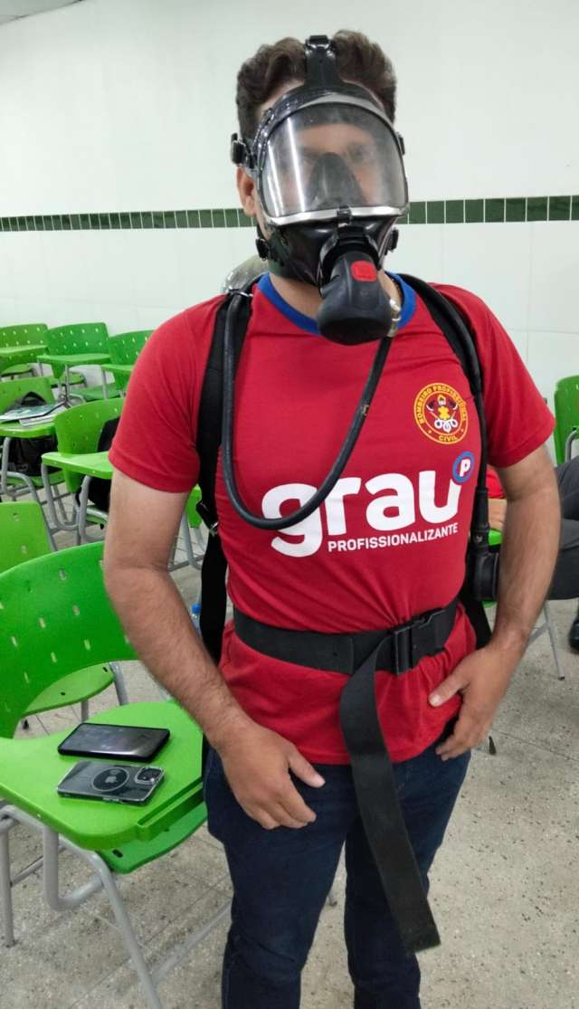 Grau