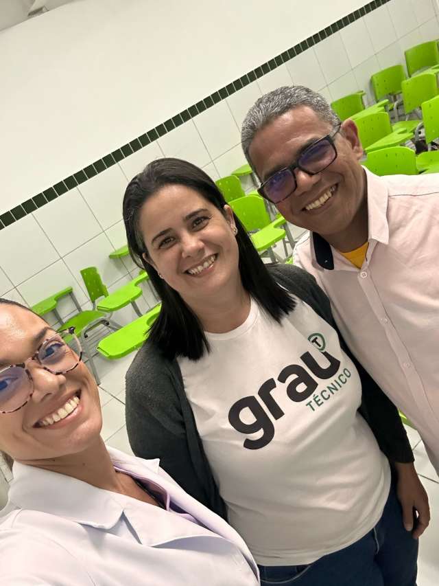 Grau