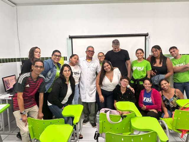 Grau