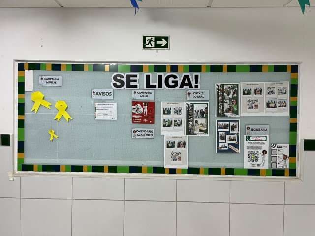 Grau