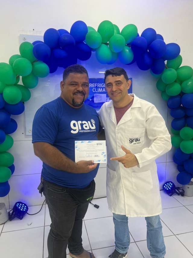 Grau