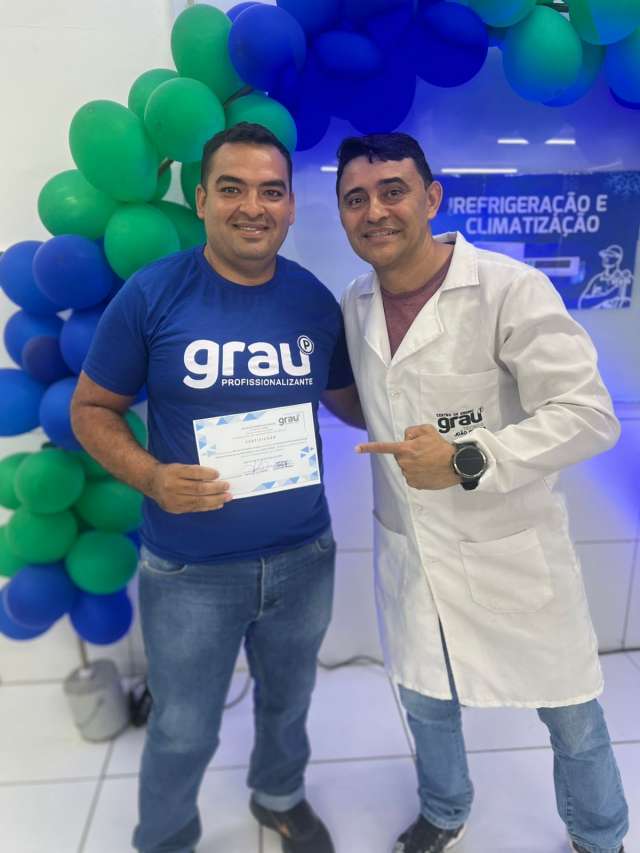 Grau