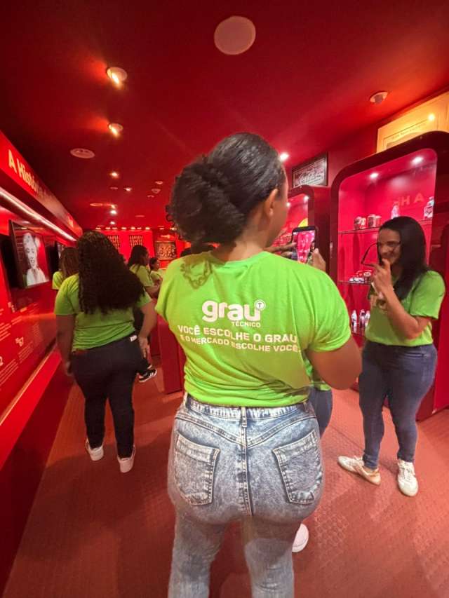 Grau