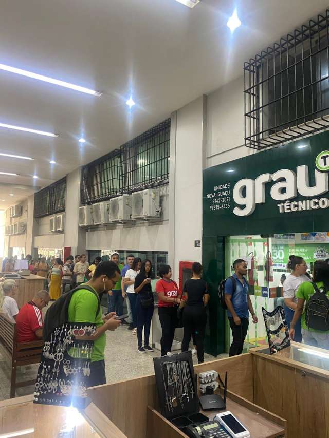 Grau