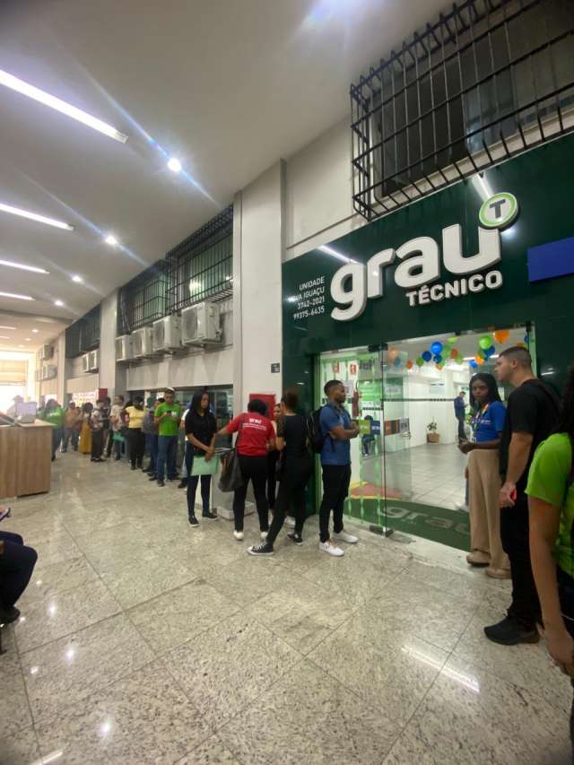 Grau