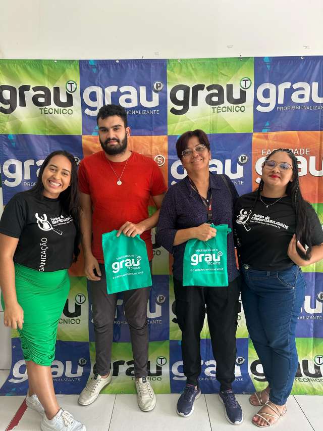 Grau