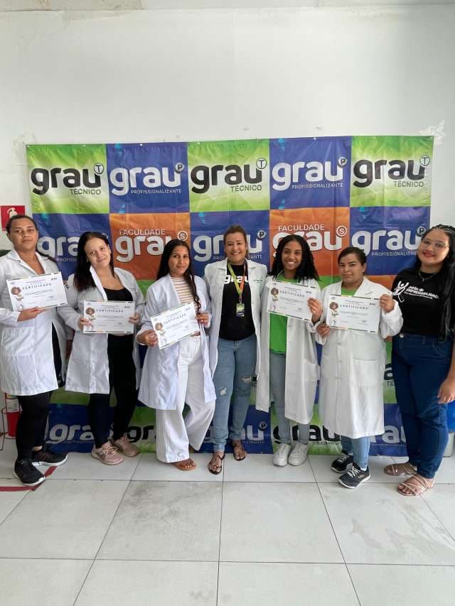 Grau
