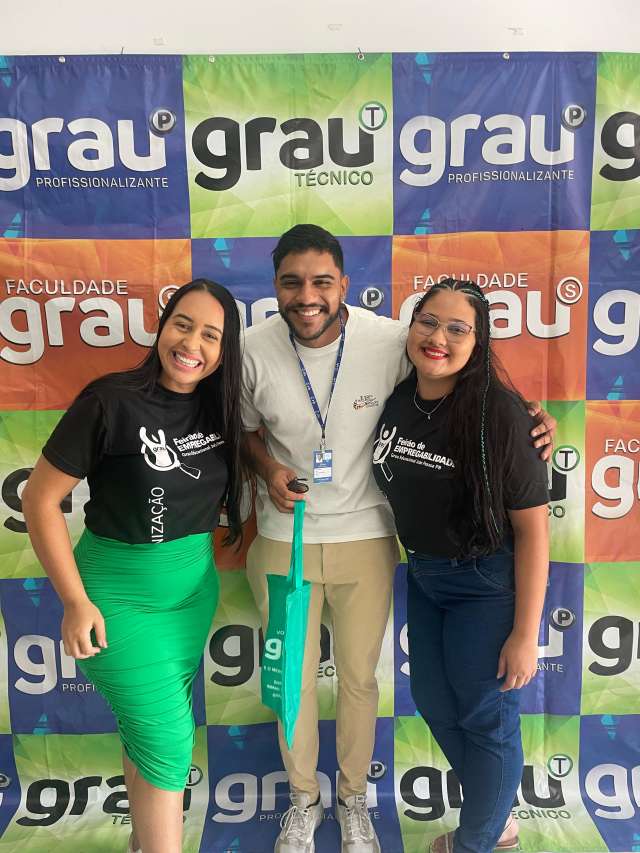 Grau