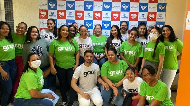 Grau