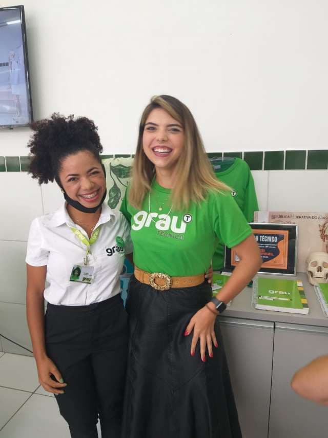 Grau