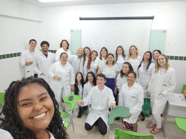 Grau