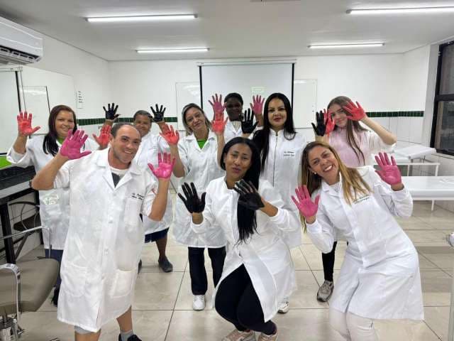 Grau