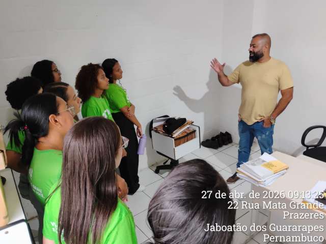 Grau