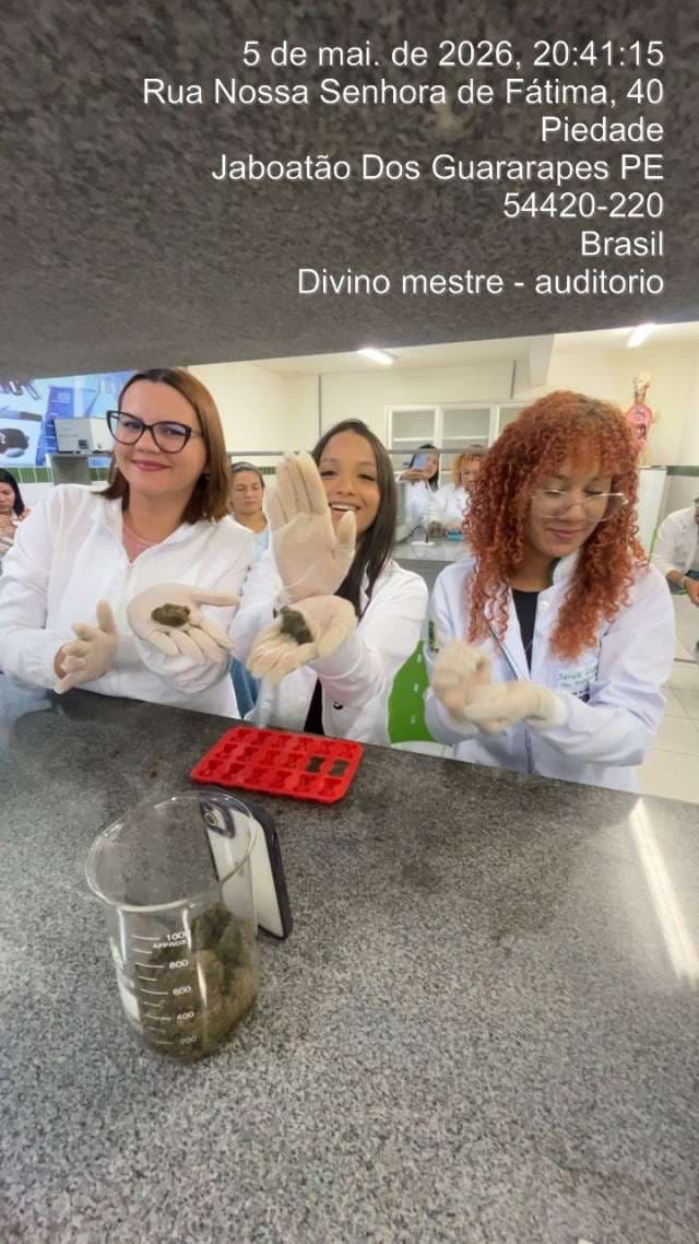 Grau