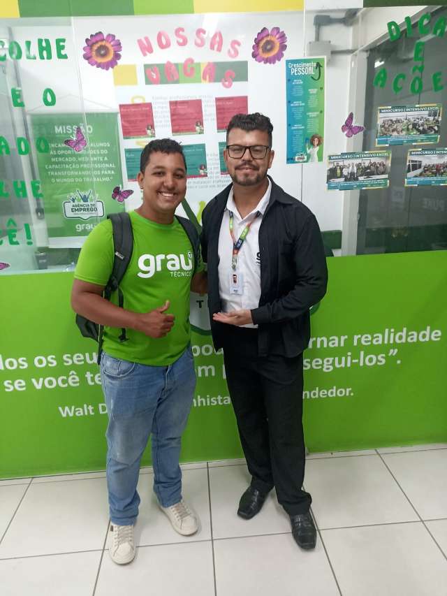 Grau