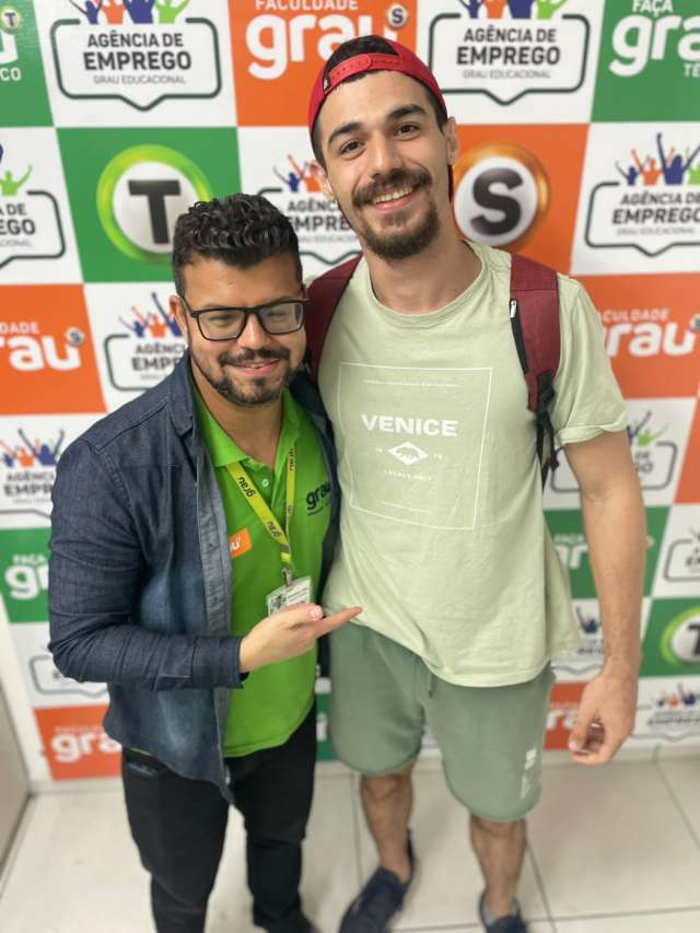 Grau