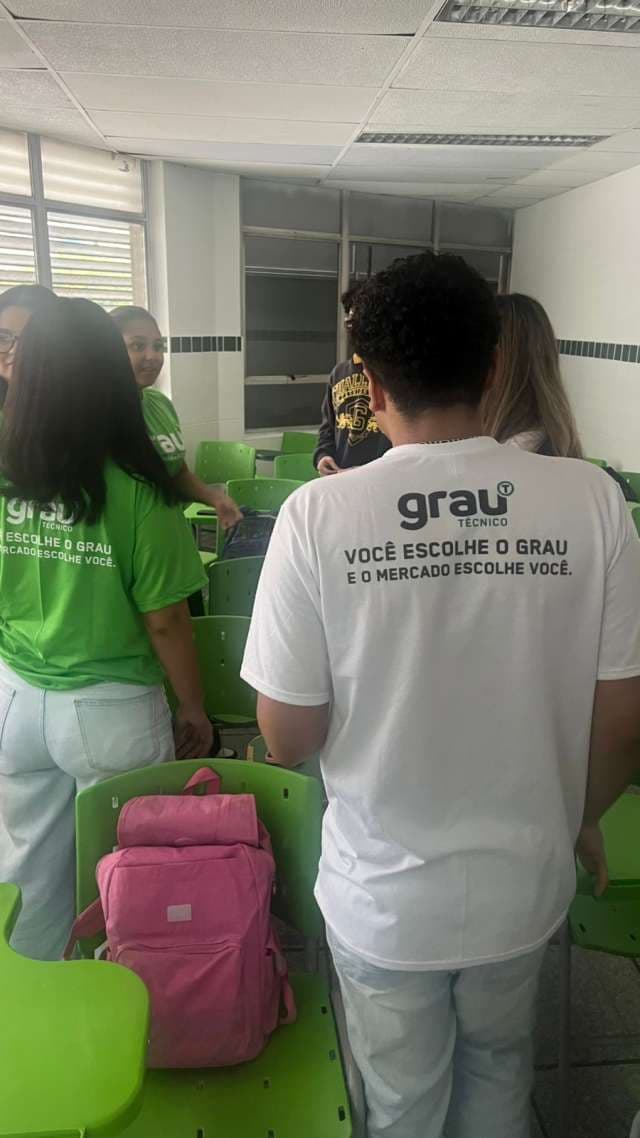 Grau