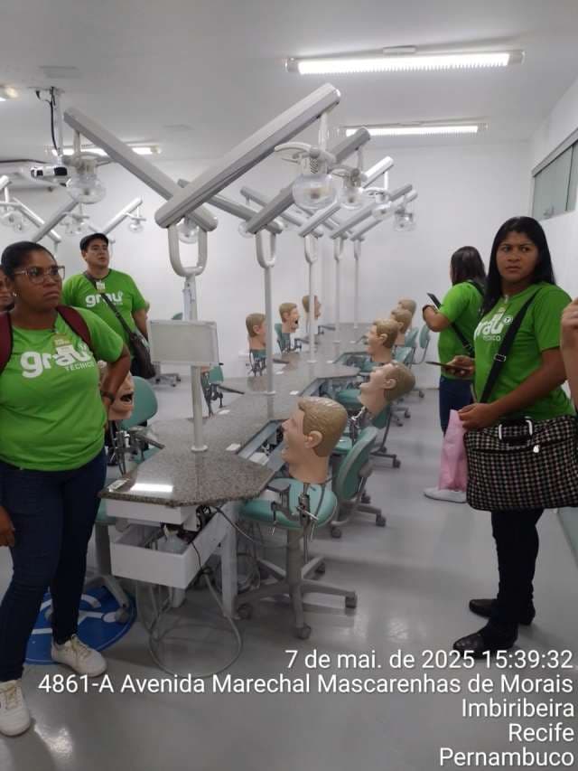 Grau