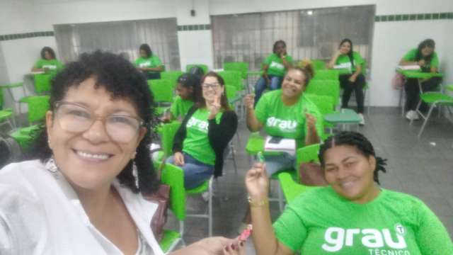 Grau