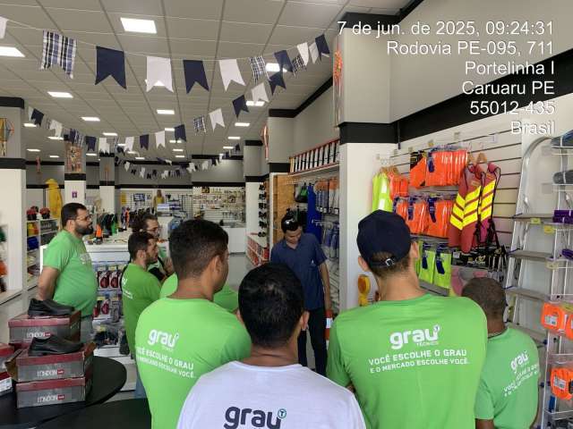 Grau