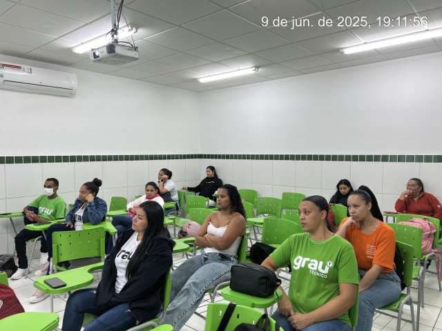 Grau