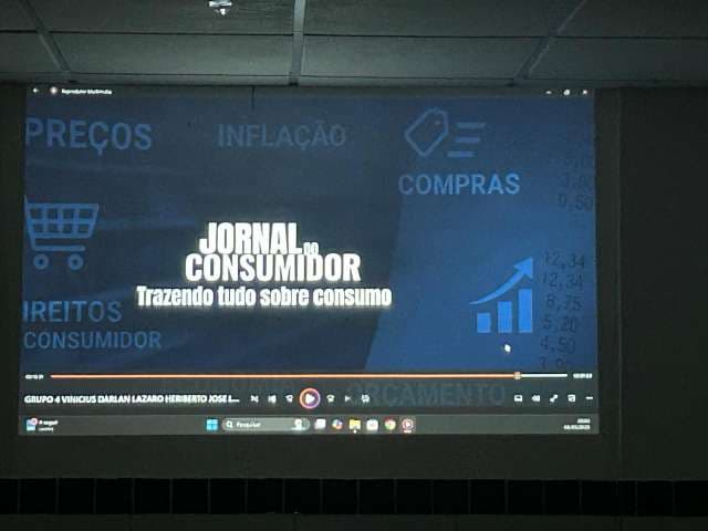 Grau