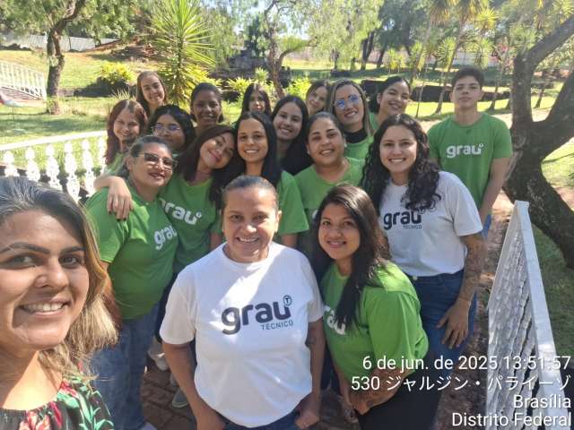 Grau