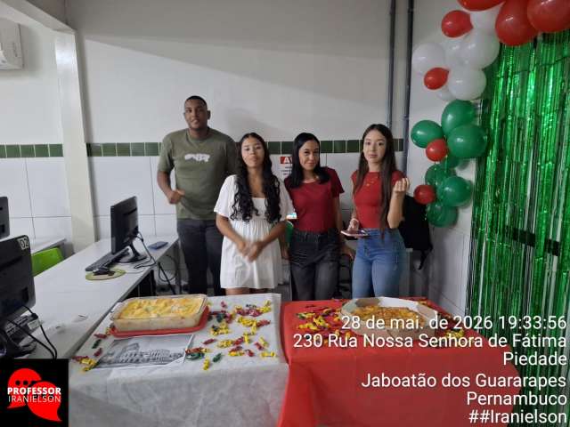 Grau