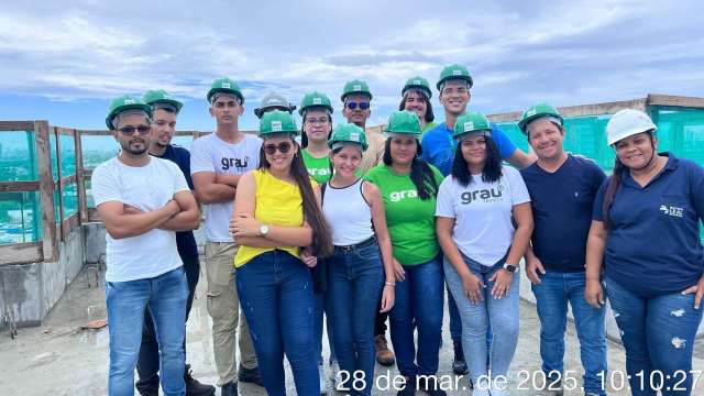 Grau
