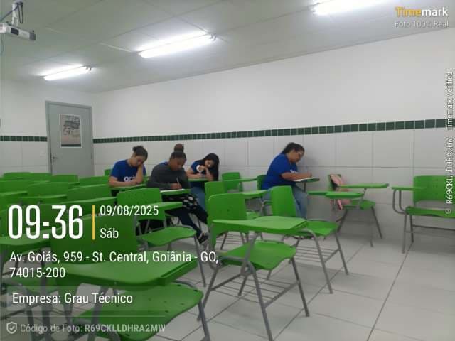 Grau