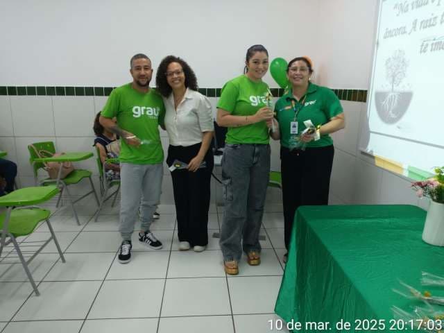 Grau