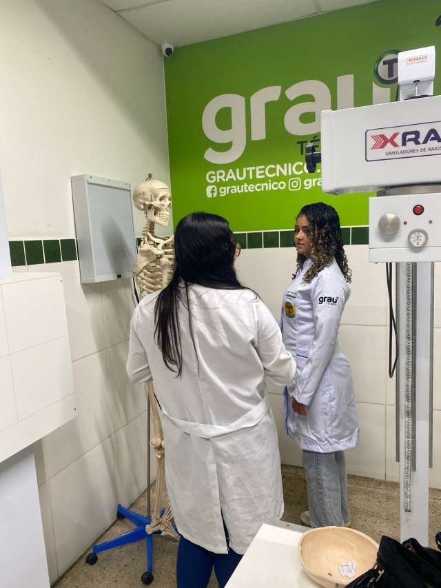 Grau