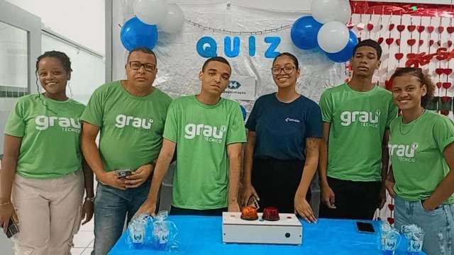 Grau