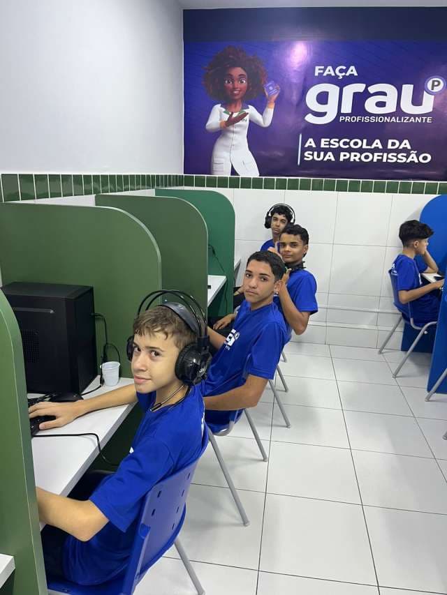Grau