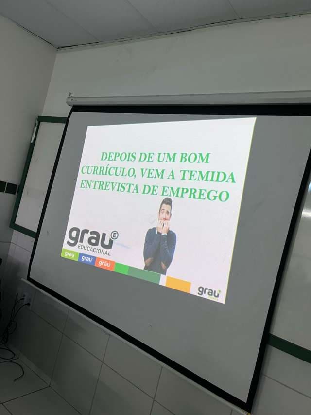 Grau