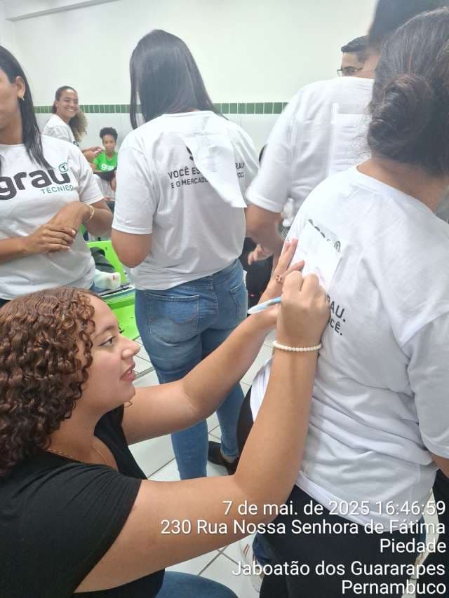 Grau