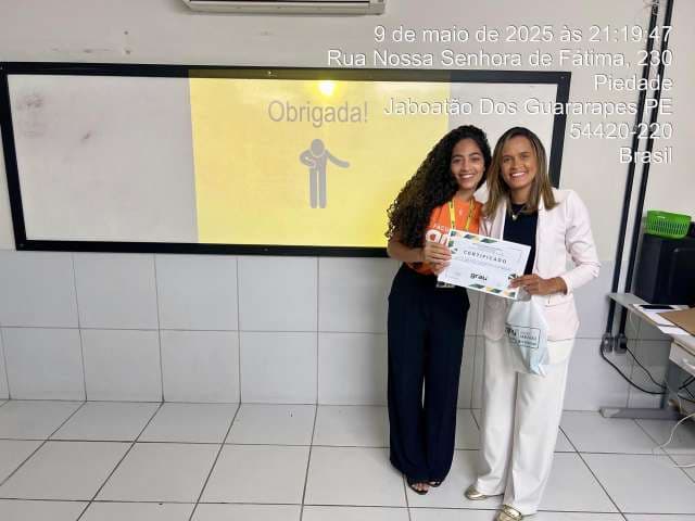 Grau