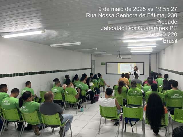 Grau