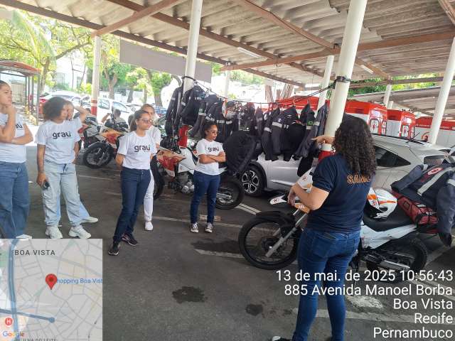 Grau