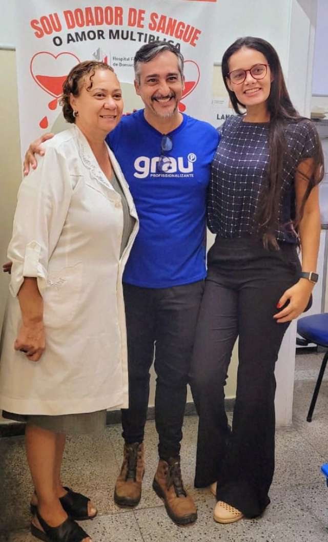 Grau