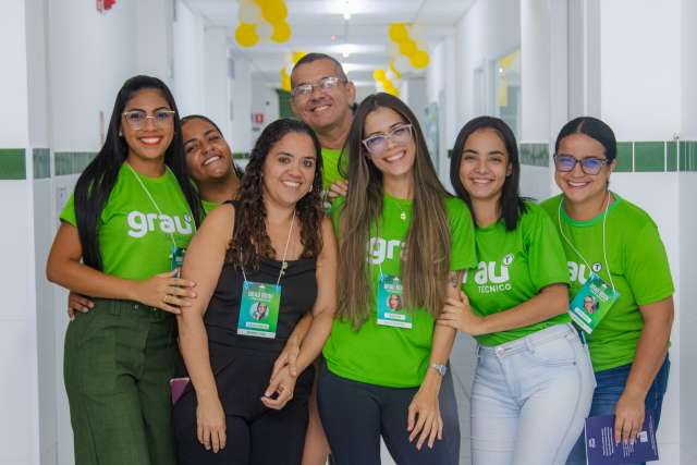 Grau