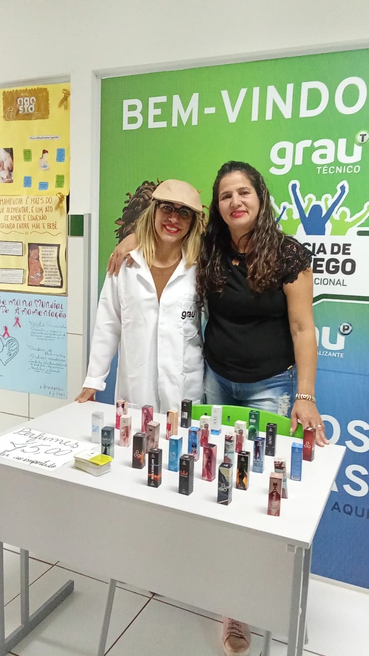 Grau