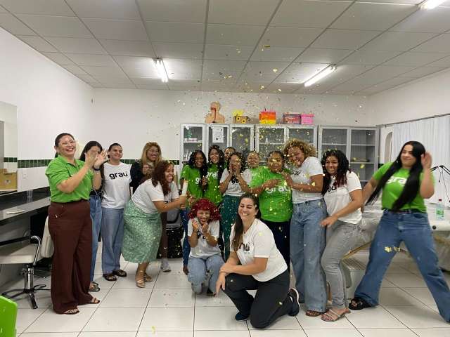 Grau