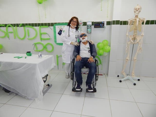 Grau