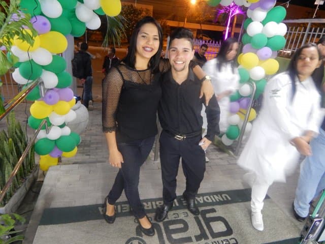 Grau