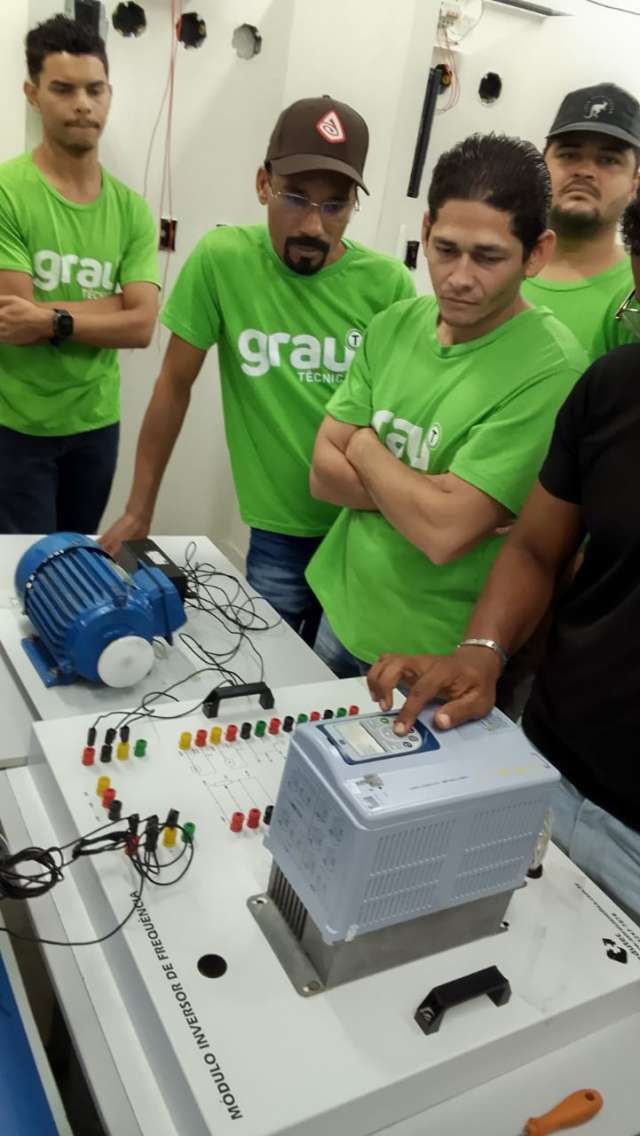 Grau