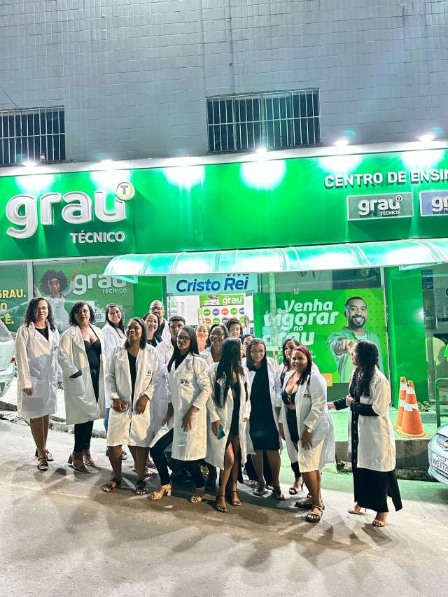 Grau