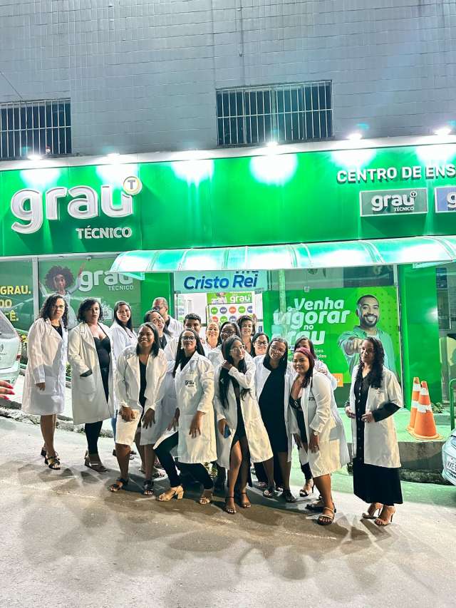 Grau